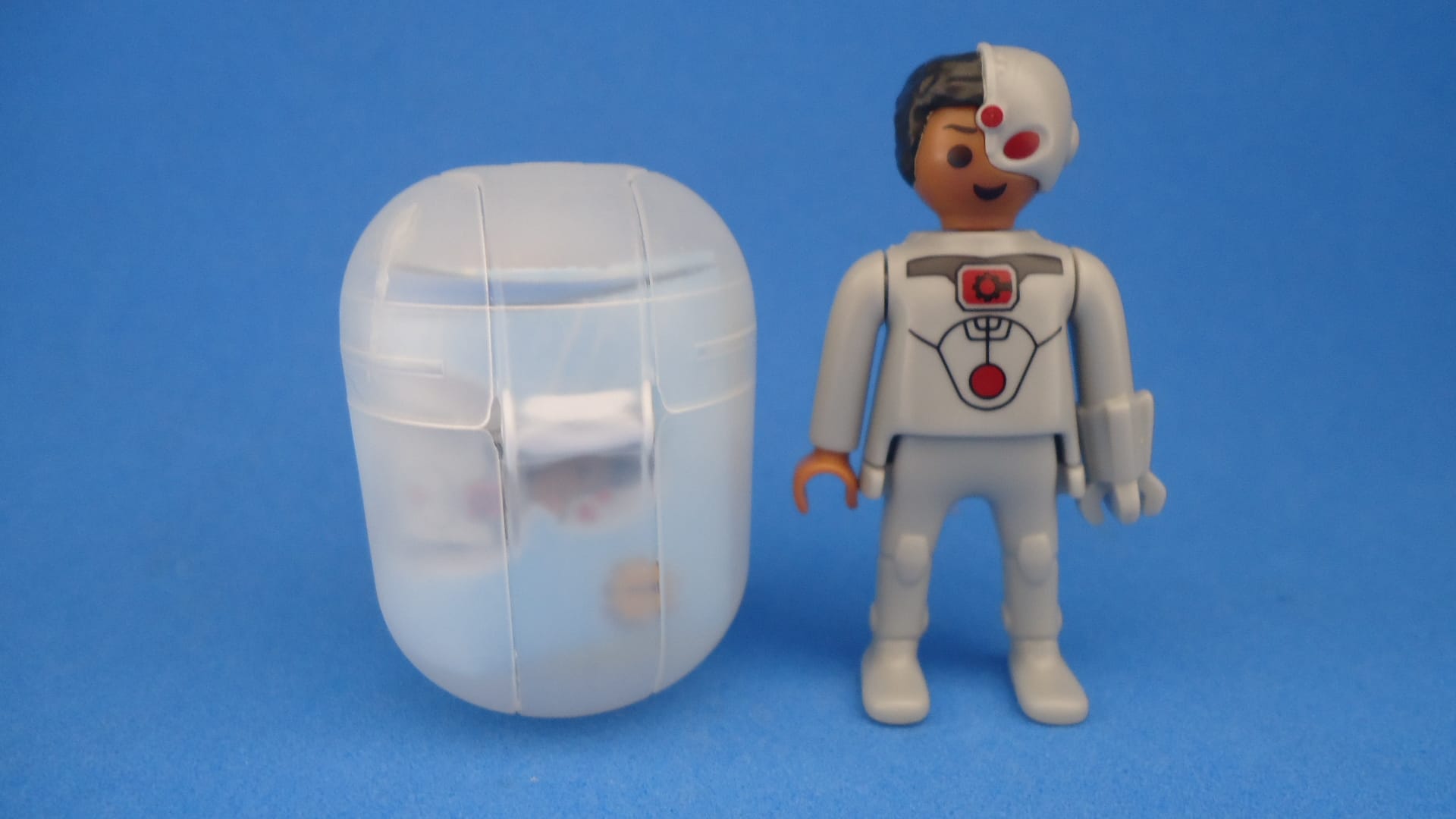 Playmobil Kinder Ovo Cyborg